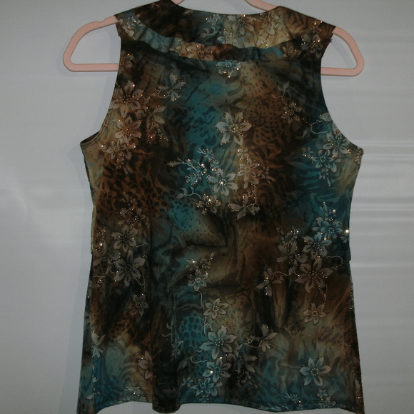 Dress Barn Tank Blouse Ruffled Front Petite Small - Picture 2 of 2